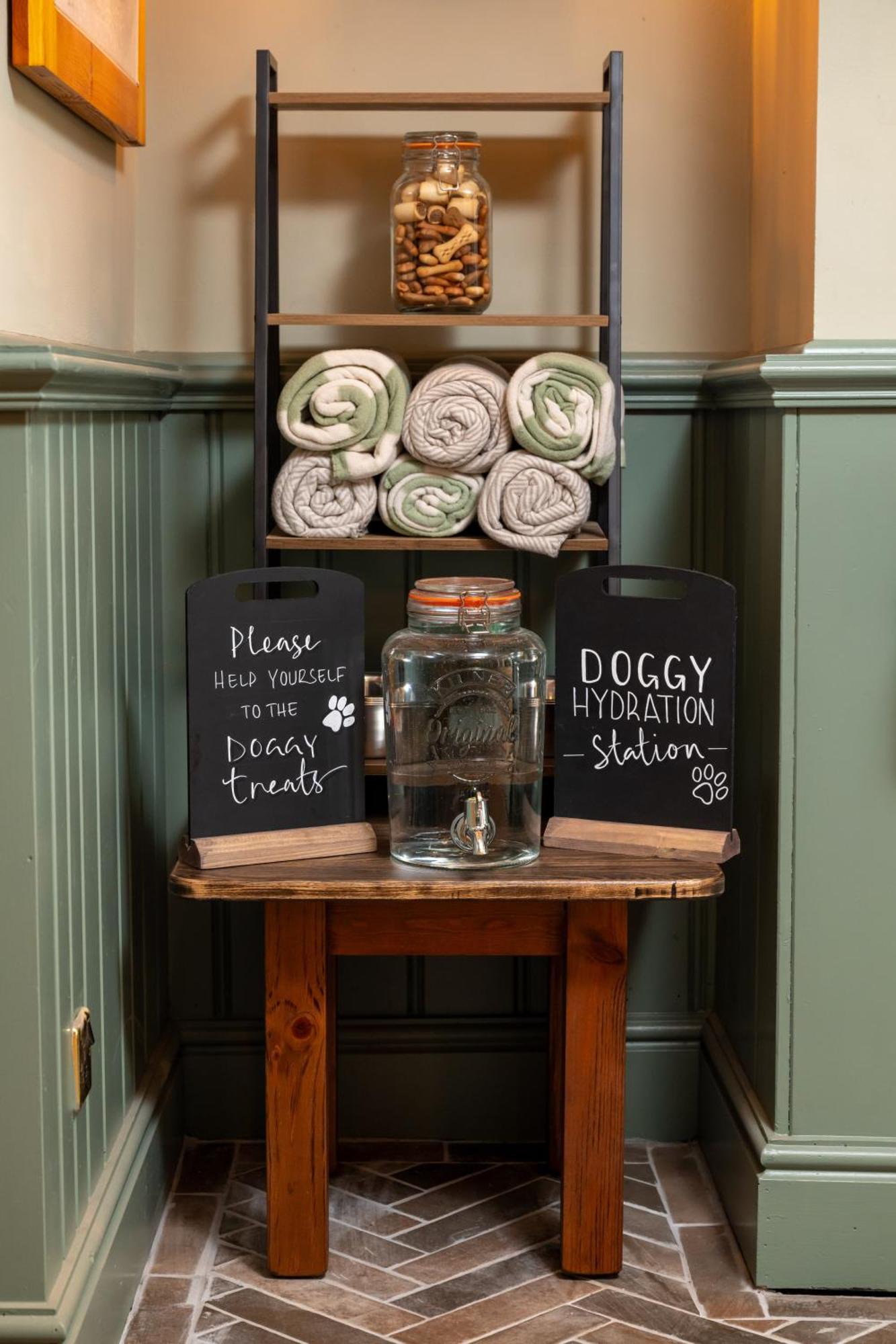 فندق Himley House By Chef & Brewer Collection المظهر الخارجي الصورة